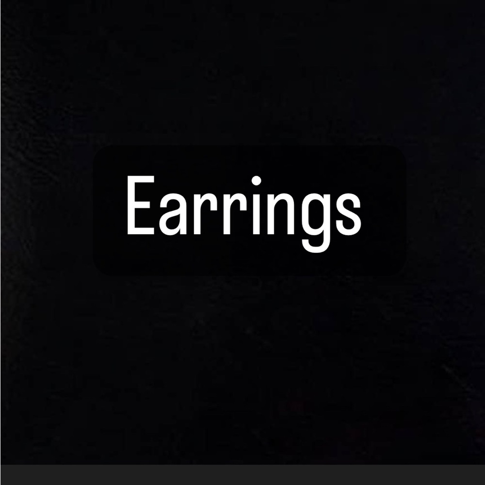 Women’s earrings